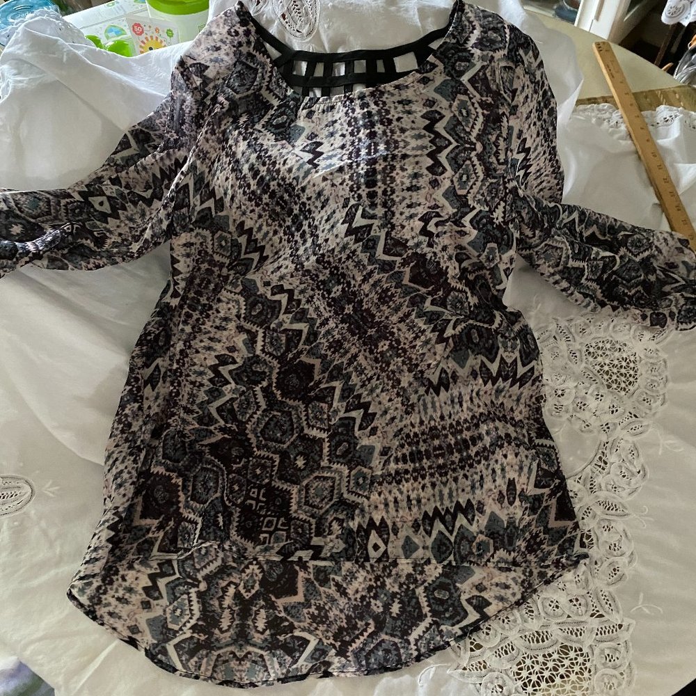 Lk New Maurices Ribbon Back Flowing top-Sm